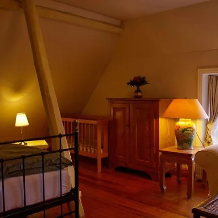 Feriehus Inselblume 84 - Luxus Mit Reetdach Auf Dem Land Femern