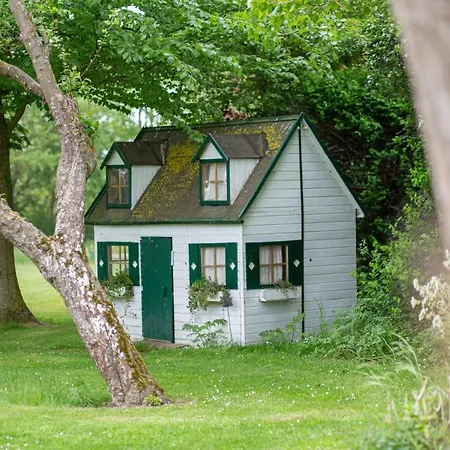 Inselblume 84 - Luxus Mit Reetdach Auf Dem Land Feriehus Femern