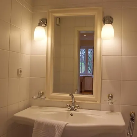 Vakantiehuis Inselblume 84 - Luxus Mit Reetdach Auf Dem Land *