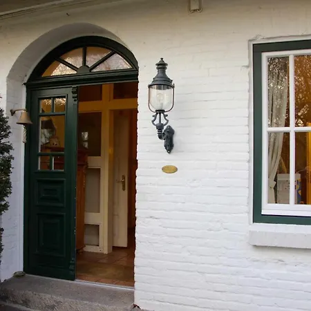 Vakantiehuis Inselblume 84 - Luxus Mit Reetdach Auf Dem Land Fehmarn